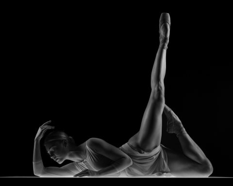 Victoria on Table